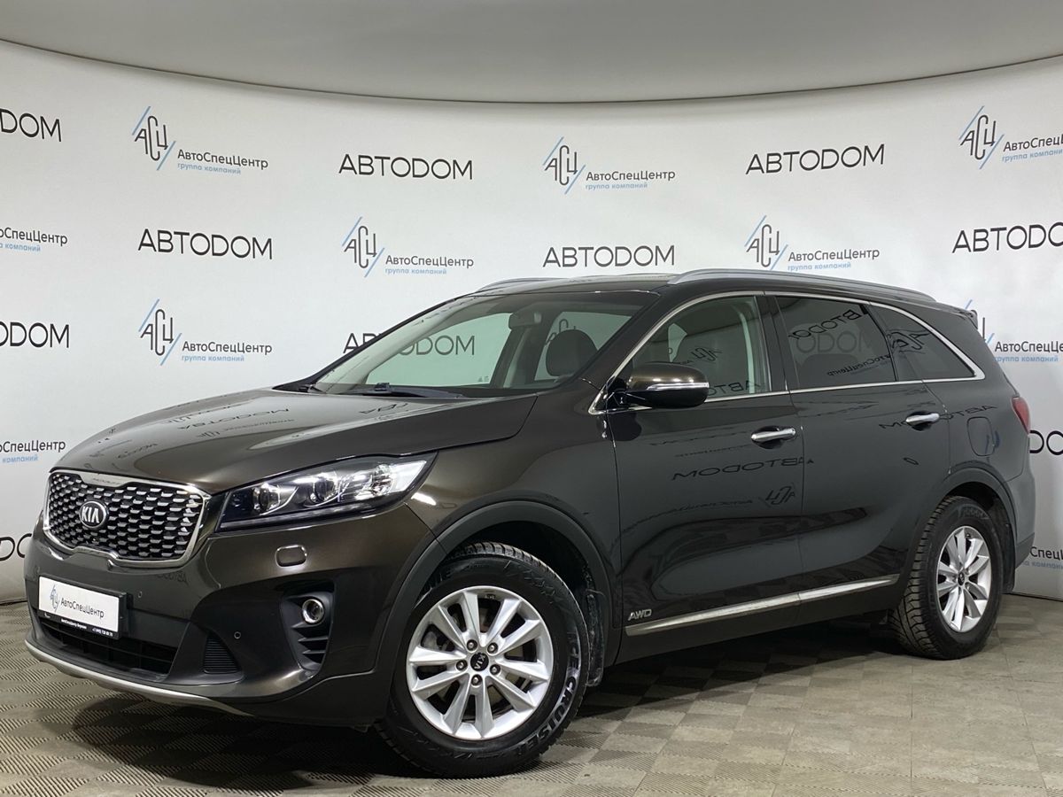 Автомобиль Kia Sorento III [рестайлинг] 2.4 AT 4WD (188 л.с.) Luxe Коричневый 2018 с пробегом 116 000 км