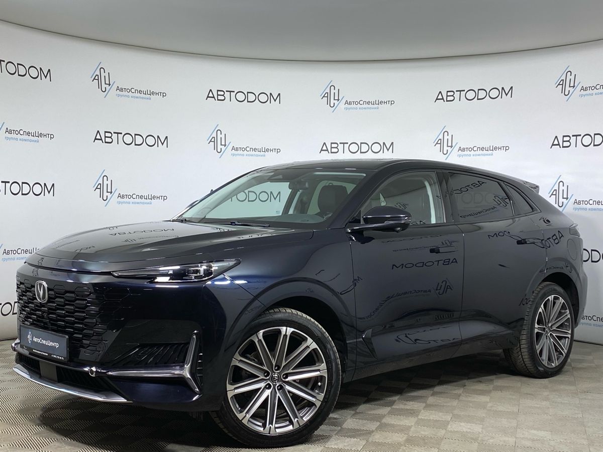 Автомобиль Changan UNI-K I поколение 2.0 AT 4WD (226 л.с.) Tech Чёрный 2023 с пробегом 30 858 км