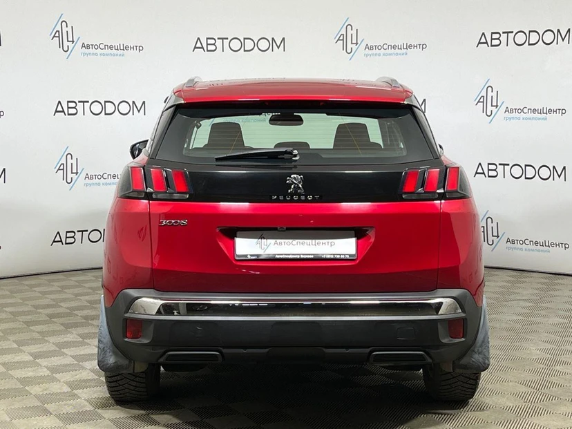 Автомобиль Peugeot 3008 II поколение 1.6 AT (150 л.с.) Active Красный 2018 с пробегом 92 203 км