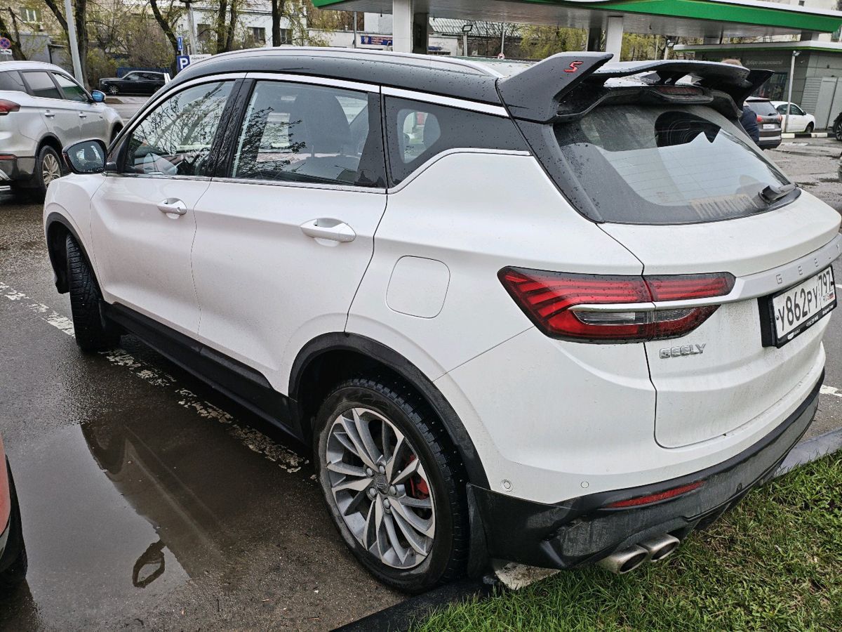 Автомобиль Geely Coolray I поколение 1.5 AMT (150 л.с.) Flagship Sport Белый 2024 с пробегом 69 064 км