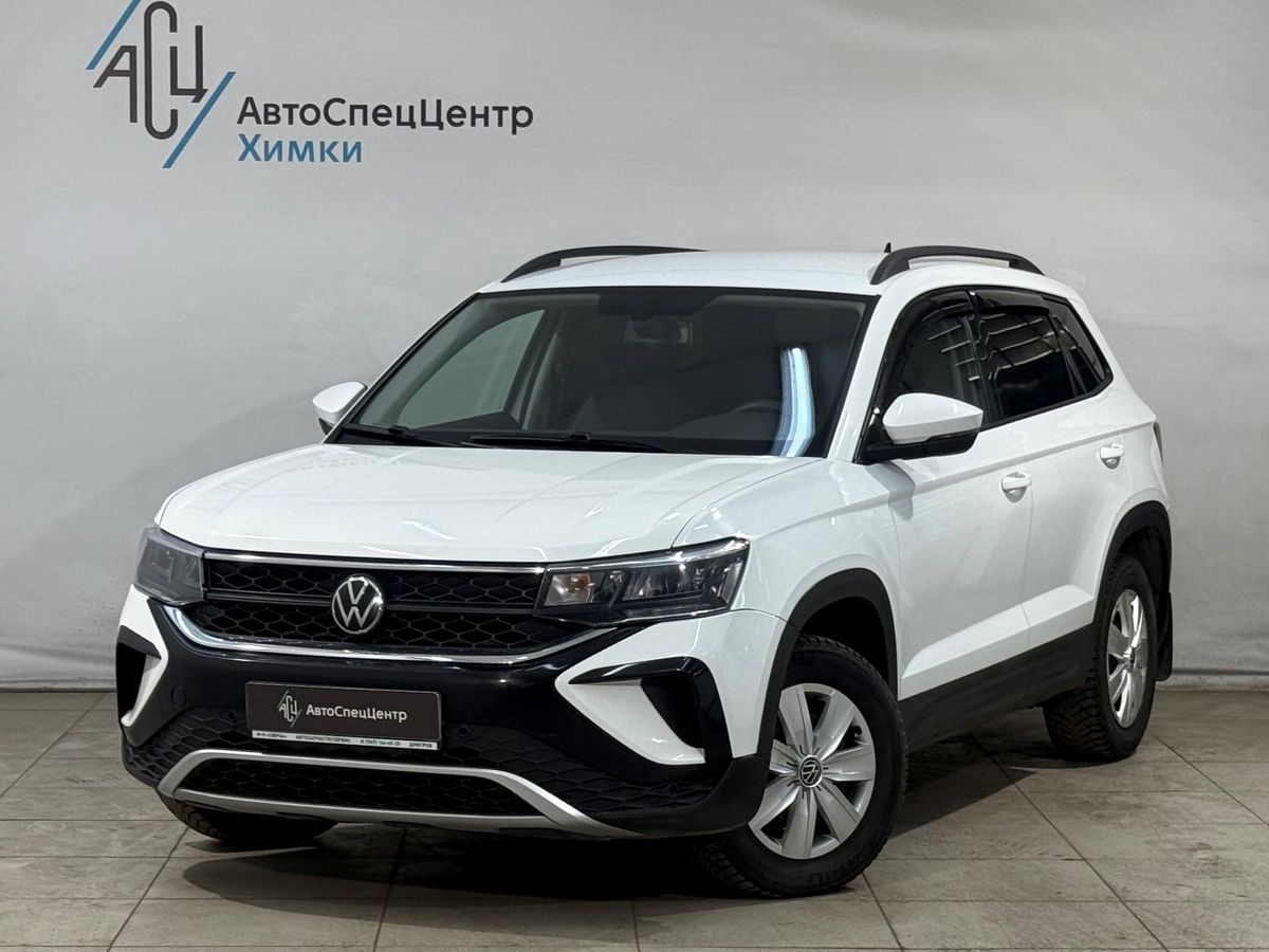 Автомобиль Volkswagen Taos I поколение 1.4 AMT 4WD (150 л.с.) JOY! Белый 2021 с пробегом 65 000 км