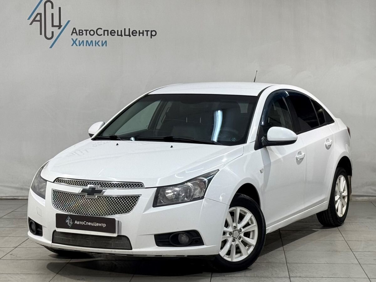 Chevrolet Cruze I поколение (J300) 1.8 MT (141 л.с.) LT Белый 2012 с пробегом 173 000 км