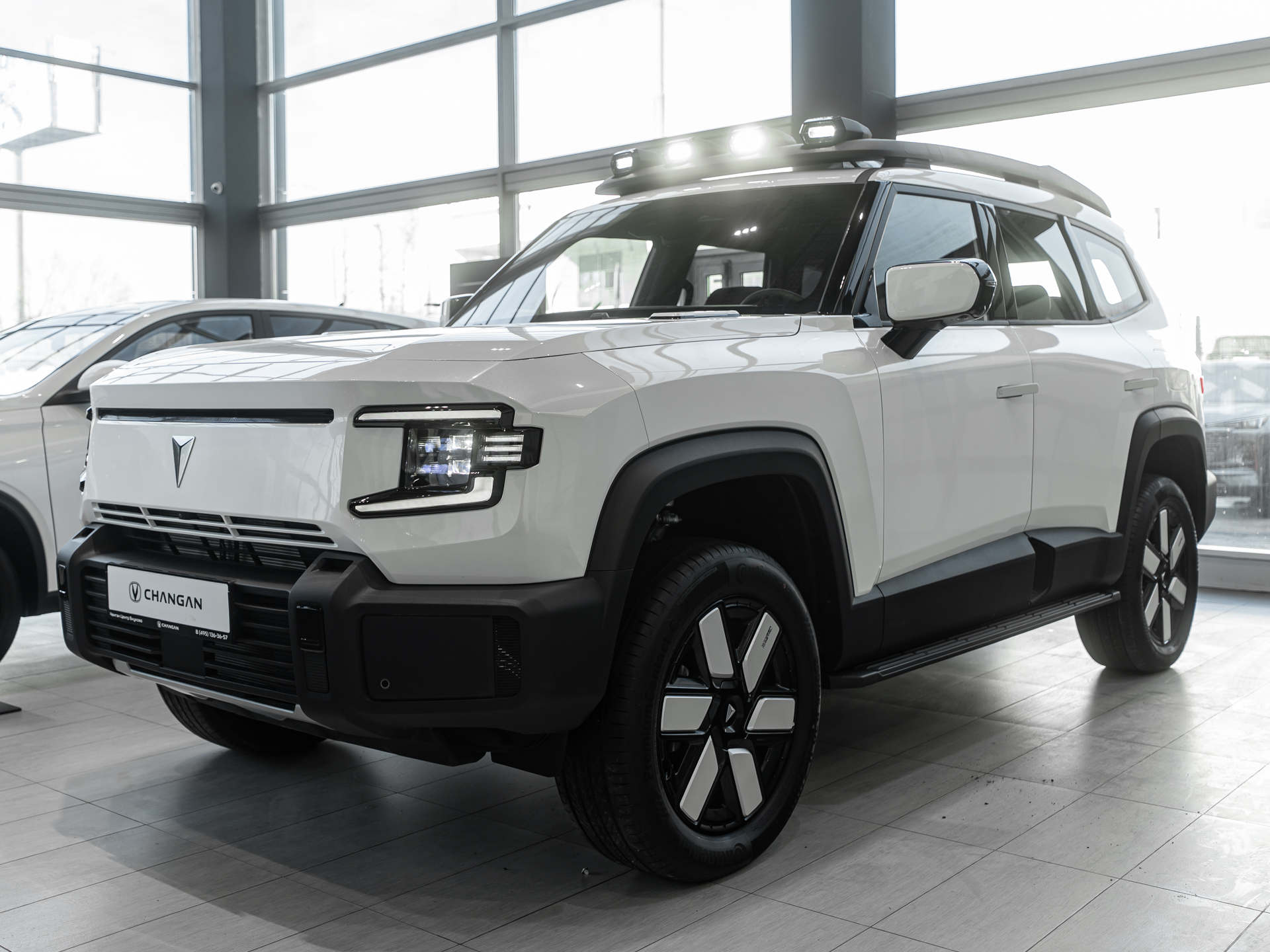 Changan DEEPAL G318 I поколение 1.5hyb AT 4WD (439 л.с.) Эверест Белый 2025 новый