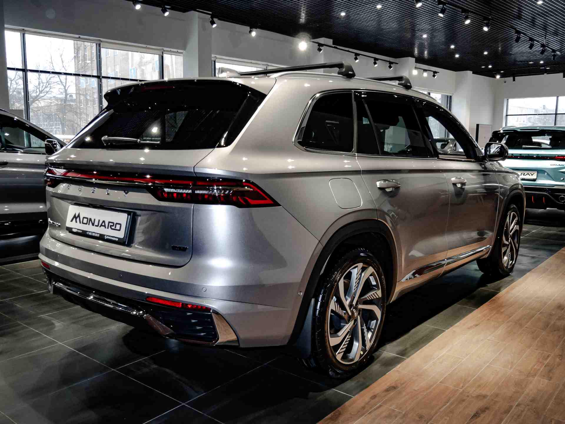 Автомобиль Geely Monjaro I поколение 2.0 AT 4WD (238 л.с.) Флагман Серый 2026 новый