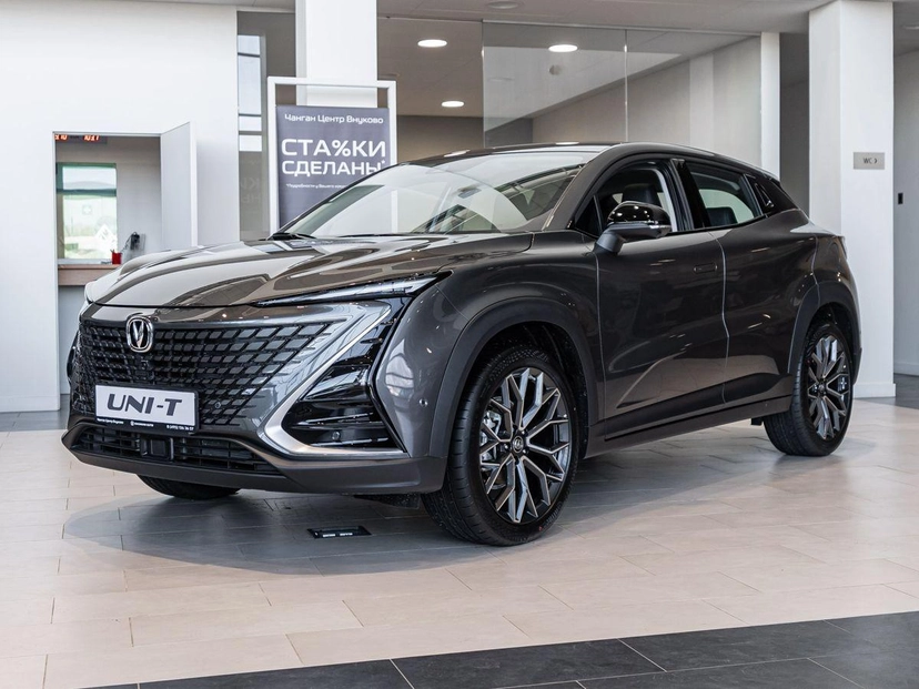 Автомобиль Changan UNI-T I поколение 1.5 AMT (167 л.с.) Tech Серый 2024 новый