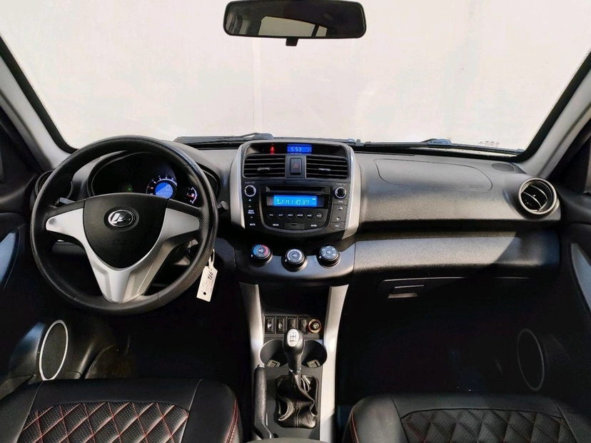 Автомобиль Lifan X60 I поколение 1.8 MT (128 л.с.) Comfort Красный 2015 с пробегом 104 230 км