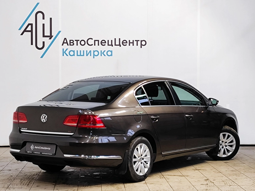 Автомобиль Volkswagen Passat VII поколение (B7) 1.8 AMT (152 л.с.) Highline Коричневый 2012 с пробегом 190 726 км