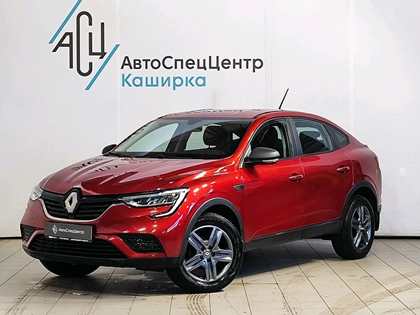 Автомобиль Renault Arkana I поколение 1.6 MT (114 л.с.) Drive Красный 2020 с пробегом 74 925 км