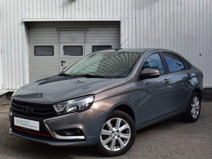 Автомобиль Lada (ВАЗ) Vesta I поколение 1.8 MT (122 л.с.) Base Серый 2020 с пробегом 114 000 км