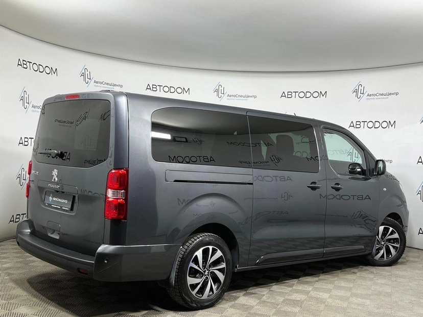 Автомобиль Peugeot Traveller I поколение 2.0d AT (145 л.с.) Allure (France) Серый 2021 с пробегом 92 761 км