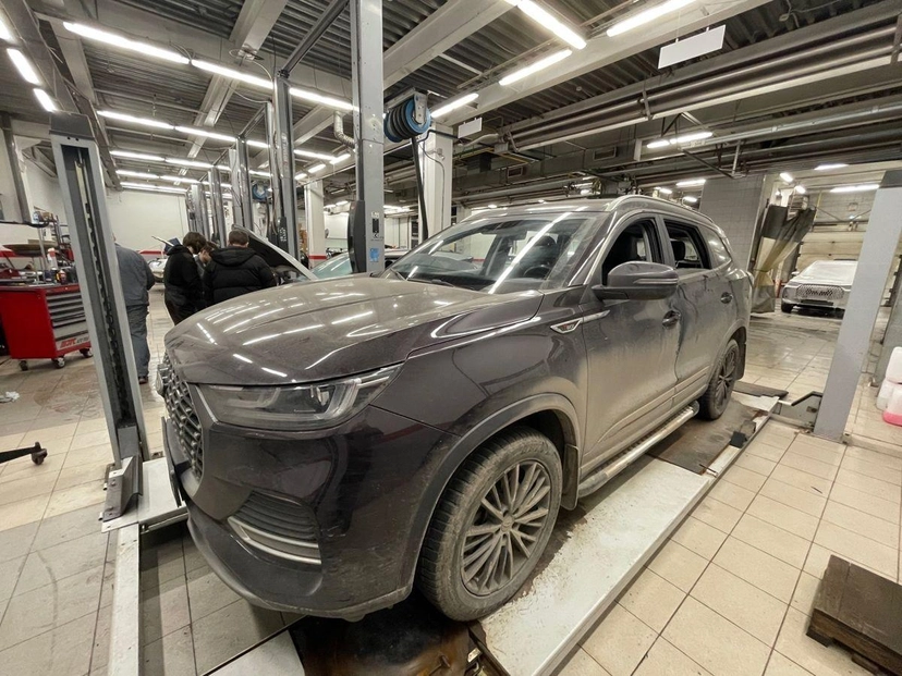 Автомобиль CHERY Tiggo 8 Pro Max I поколение 2.0 AMT 4WD (197 л.с.) Dreamline Фиолетовый 2022 с пробегом 98 618 км