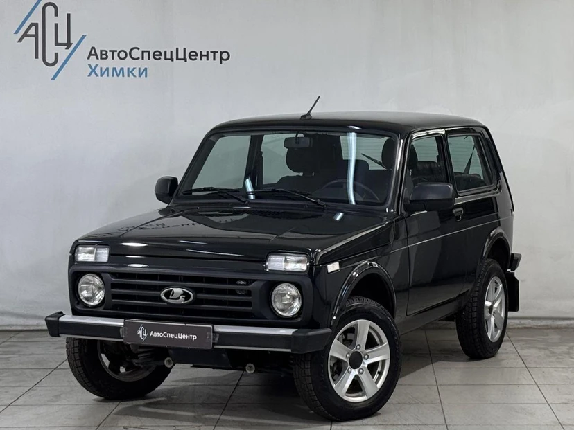 Lada (ВАЗ) Niva Legend I поколение 1.7 MT 4WD (83 л.с.) Luxe Conditioner Чёрный 2026 с пробегом 2 221 км