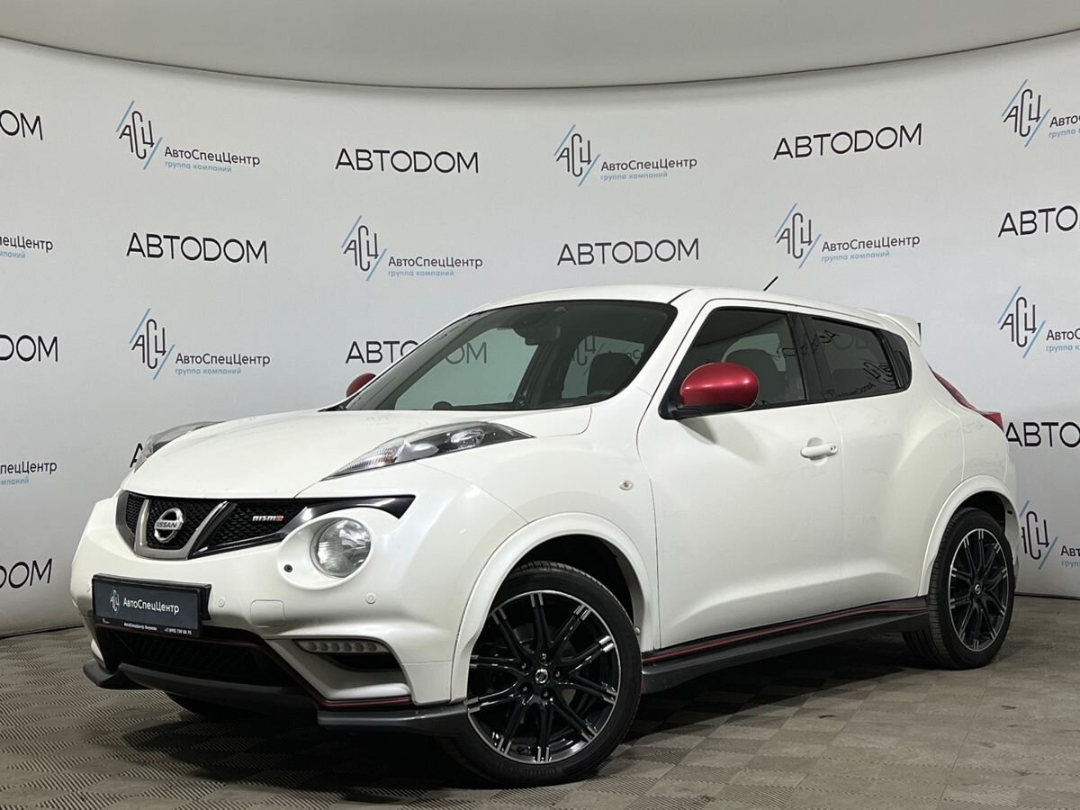 Nissan Juke I поколение (F15) 1.6 CVT 4WD (200 л.с.) Nismo Белый 2013 с пробегом 213 408 км