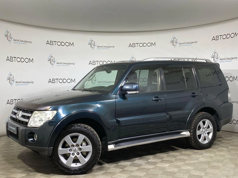 Mitsubishi Pajero IV поколение 3.8 AT 4WD (250 л.с.) Ultimate Зелёный 2008 с пробегом 199 200 км