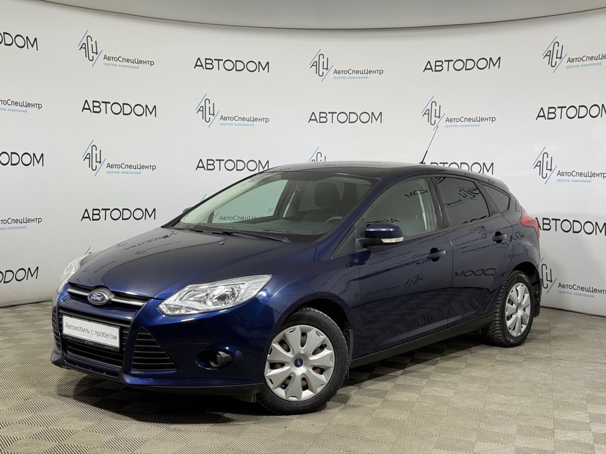 Автомобиль Ford Focus III поколение 1.6 MT (85 л.с.) Ambiente Синий 2012 с пробегом 74 788 км