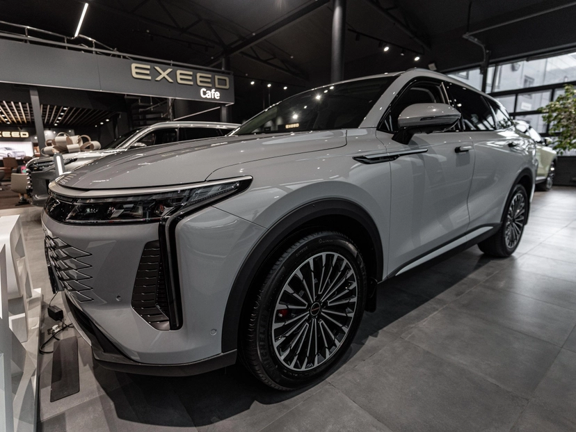 Автомобиль EXEED RX I поколение 2.0 AT 4WD (249 л.с.) Premium Серый 2024 новый