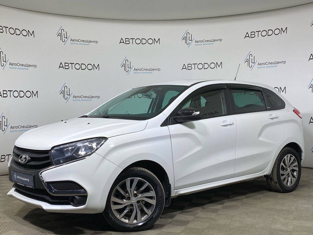 Lada (ВАЗ) XRAY I поколение 1.6 MT (106 л.с.) #Club Белый 2021 с пробегом 76 975 км