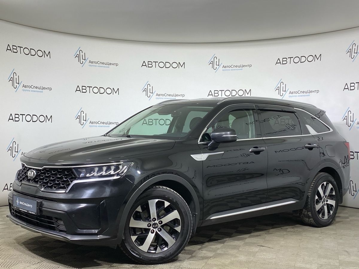 Автомобиль Kia Sorento IV поколение 2.5 AT 4WD (180 л.с.) Luxe (2020-2021) Чёрный 2021 с пробегом 108 776 км
