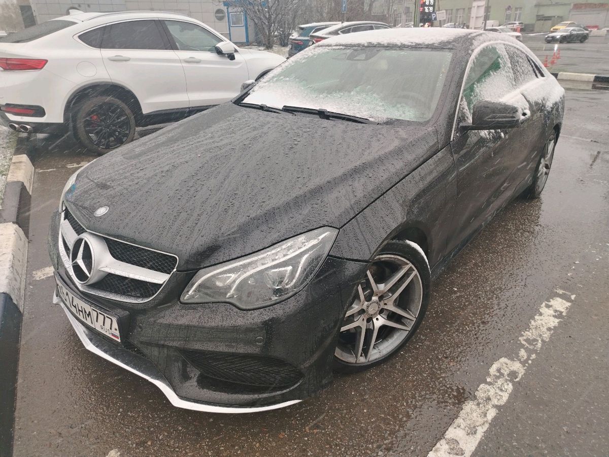Автомобиль Mercedes-Benz E-Класс IV (W212/S212/C207) [рестайлинг] 200 2.0 AT (184 л.с.) Особая серия Чёрный 2015 с пробегом 51 631 км