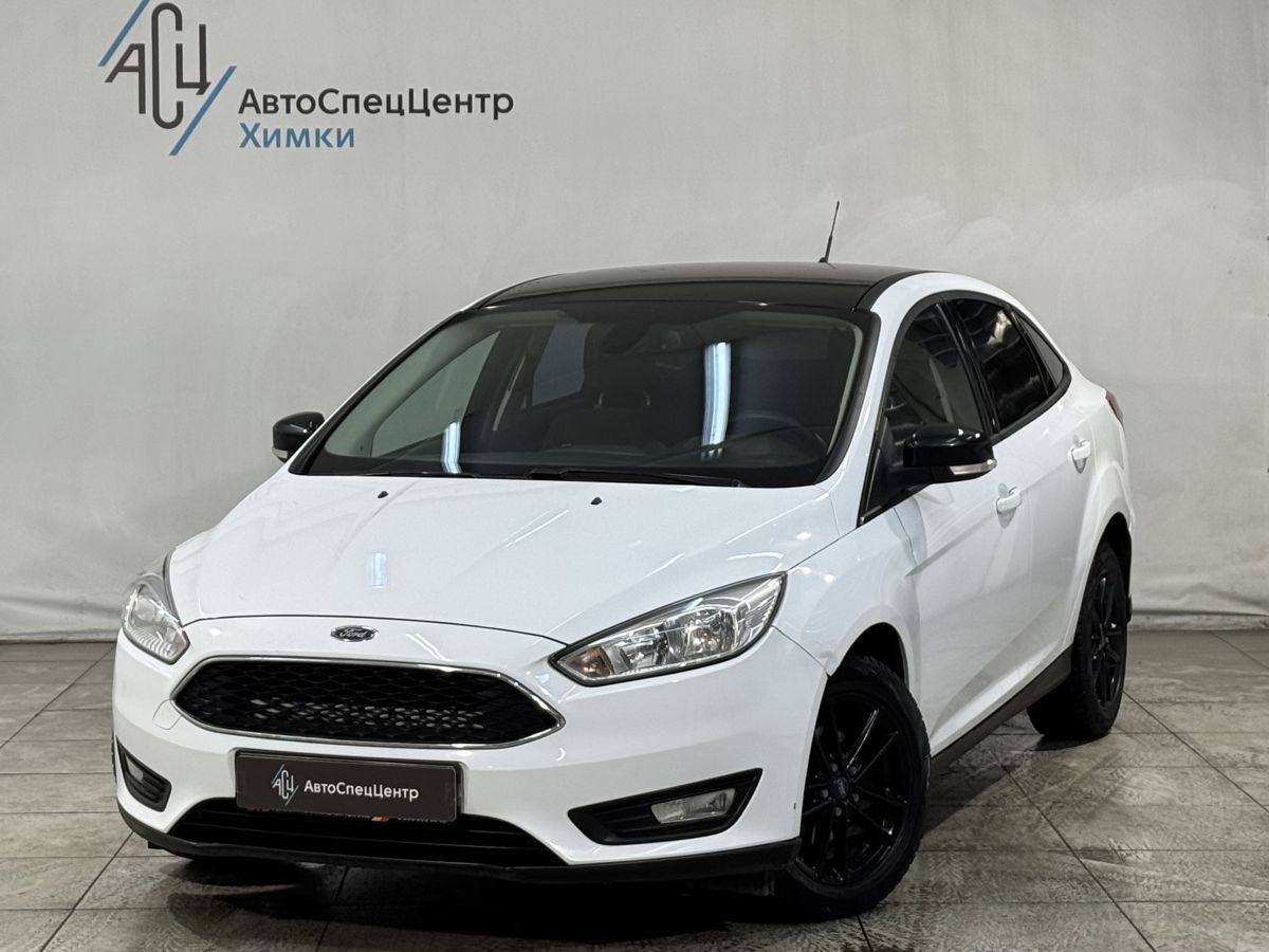 Автомобиль Ford Focus III [рестайлинг] 1.6 AMT (125 л.с.) White and Black Белый 2017 с пробегом 75 000 км