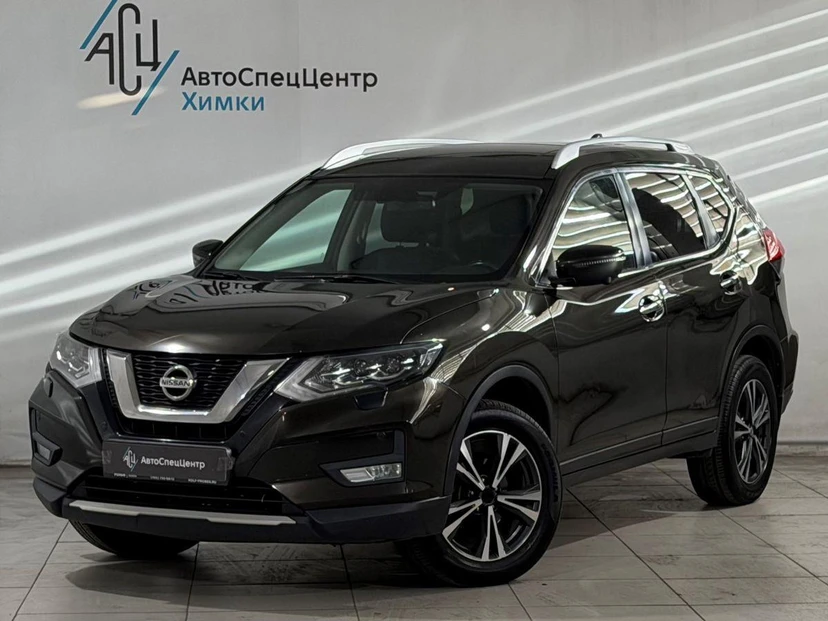 Nissan X-Trail III поколение (T32) 2.0 CVT 4WD (144 л.с.) SE Top Зелёный 2019 с пробегом 210 000 км