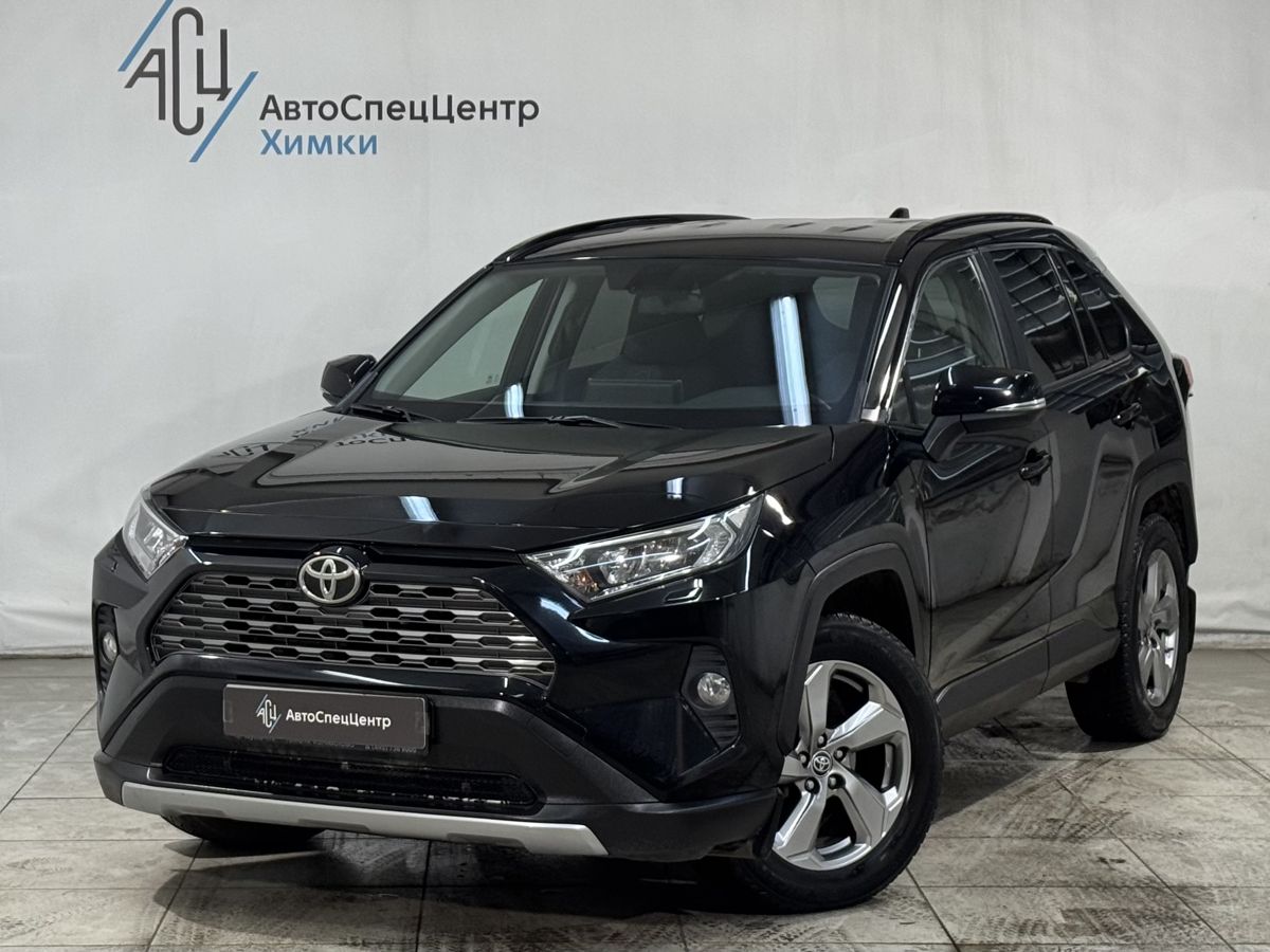 Автомобиль Toyota RAV4 V поколение (XA50) 2.5 AT 4WD (199 л.с.) Comfort Чёрный 2020 с пробегом 114 000 км