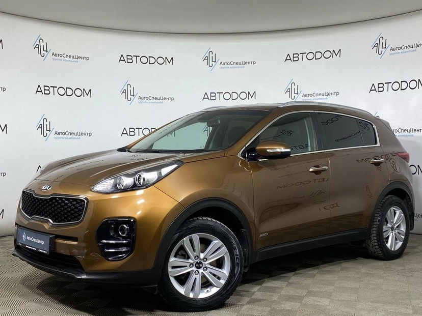 Автомобиль Kia Sportage IV поколение 2.0 MT 4WD (150 л.с.) Luxe Коричневый 2017 с пробегом 125 092 км