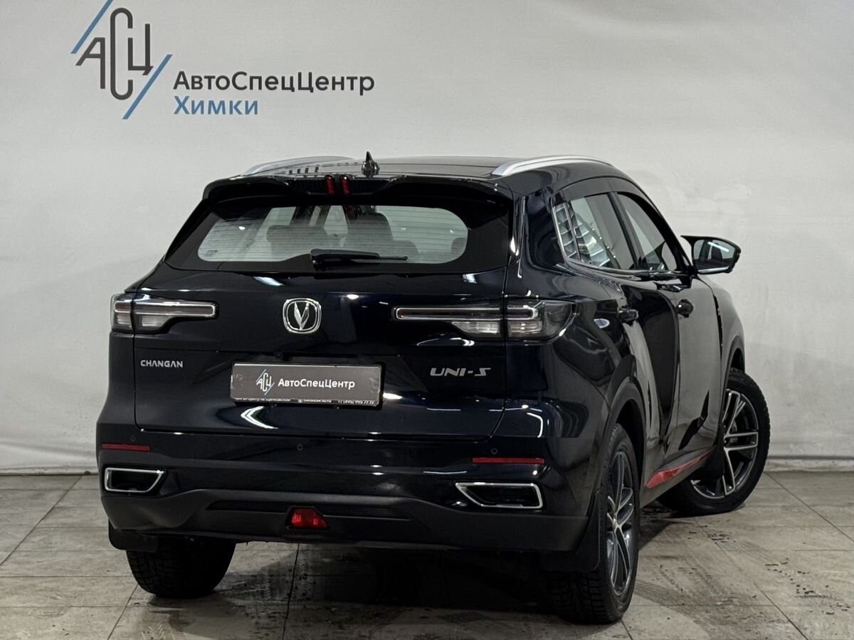 Автомобиль Changan UNI-S I поколение 1.5 AMT (181 л.с.) Tech Чёрный 2024 с пробегом 7 800 км