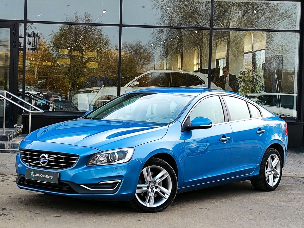 Volvo S60 II [рестайлинг] 2.0 AT (190 л.с.) Summum Голубой 2016 с пробегом 148 200 км