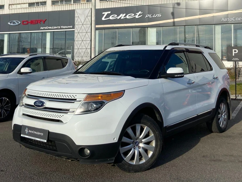 Ford Explorer V поколение 3.5 AT 4WD (294 л.с.) Base Белый 2013 с пробегом 234 450 км