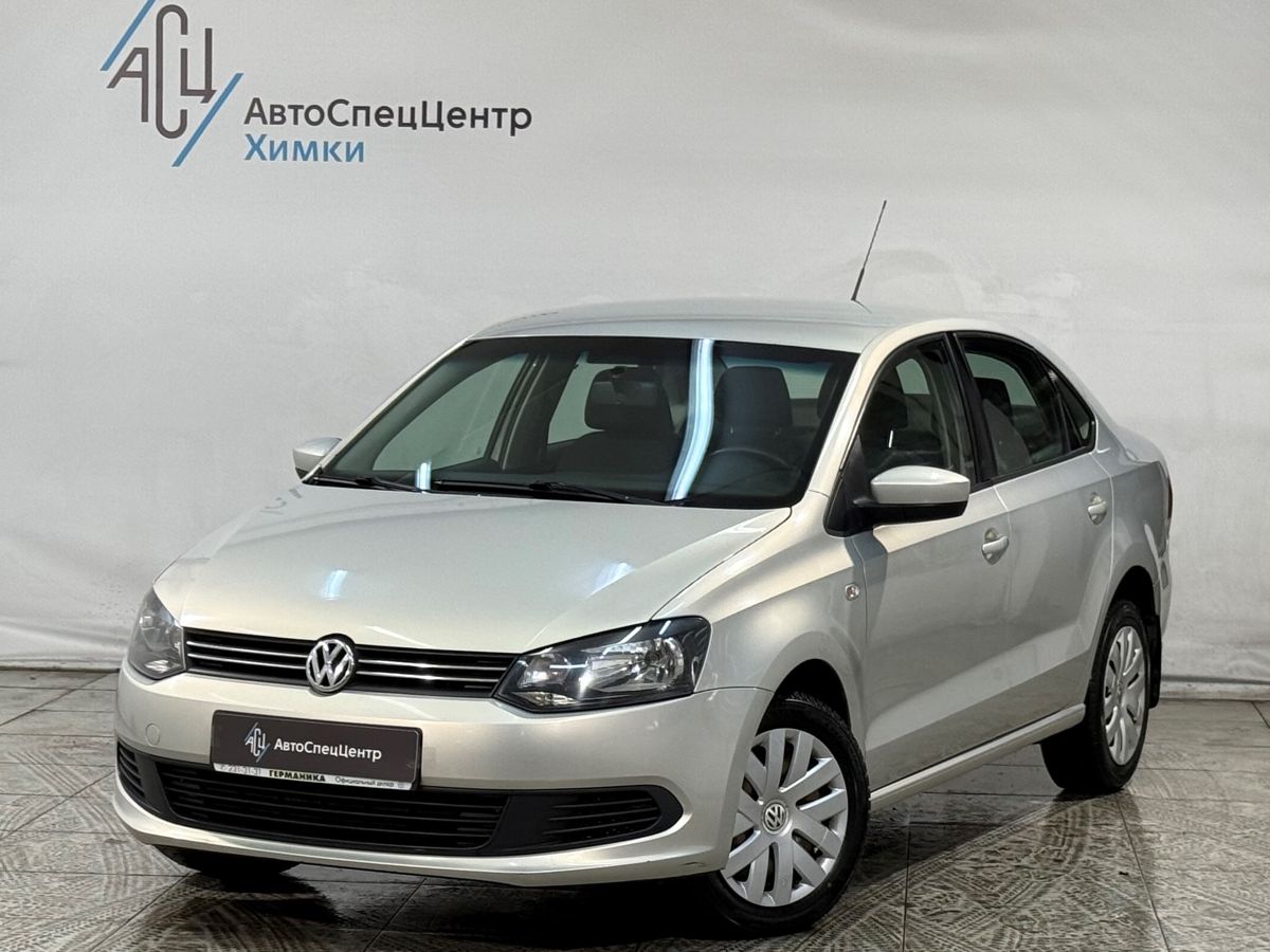 Автомобиль Volkswagen Polo V поколение 1.6 MT (105 л.с.) Comfortline Серебристый 2012 с пробегом 90 000 км