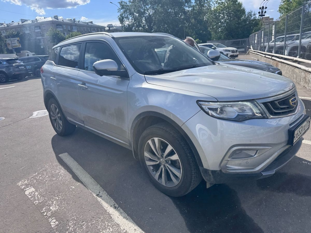Geely Atlas I поколение 2.4 AT (149 л.с.) Luxury Серебристый 2021 с пробегом 38 690 км