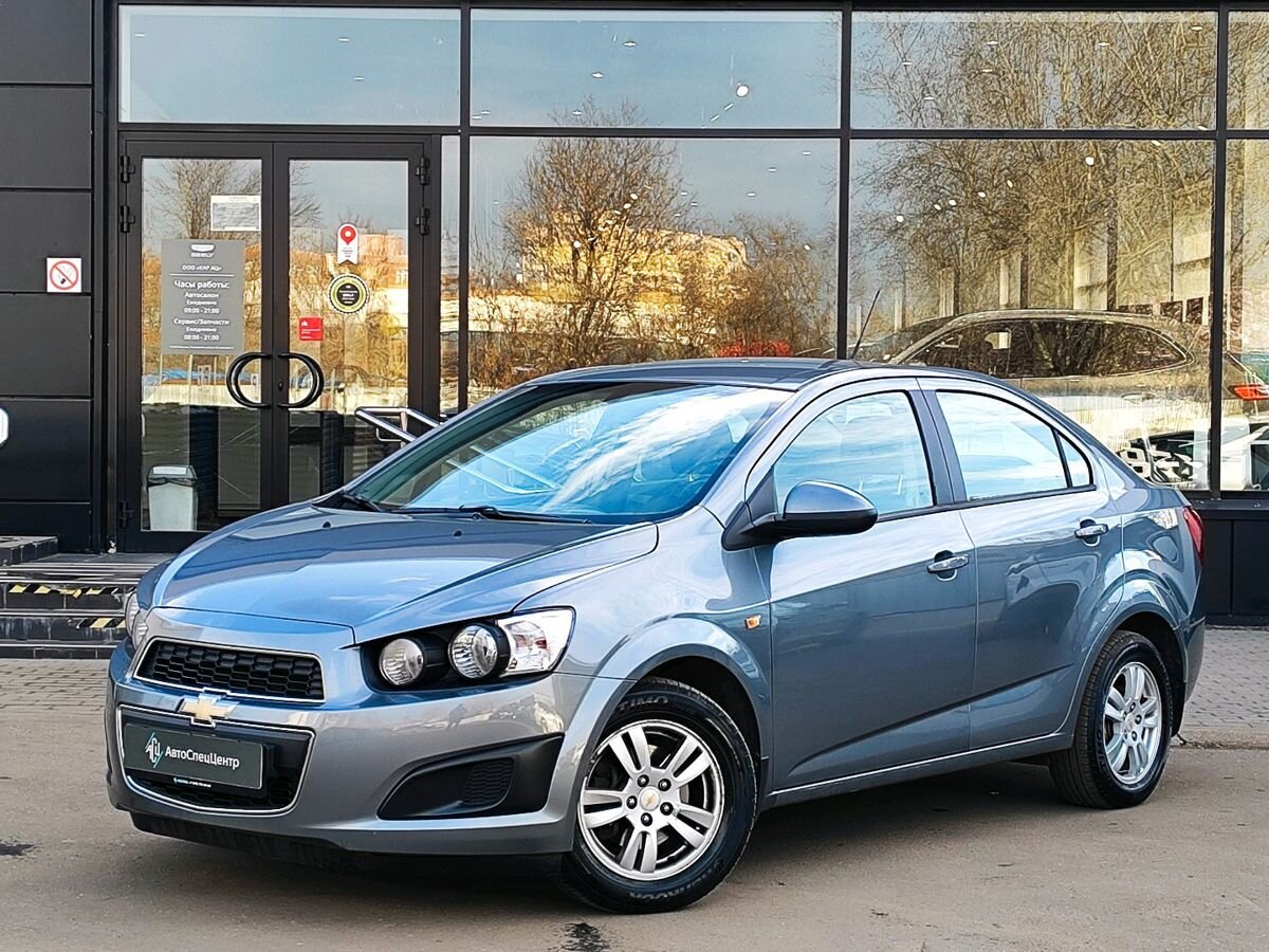 Chevrolet Aveo II поколение (T300) 1.6 AT (115 л.с.) LTZ Серый 2014 с пробегом 105 888 км