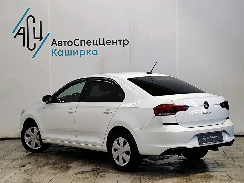 Автомобиль Volkswagen Polo VI поколение 1.6 MT (90 л.с.) Origin Белый 2020 с пробегом 115 536 км