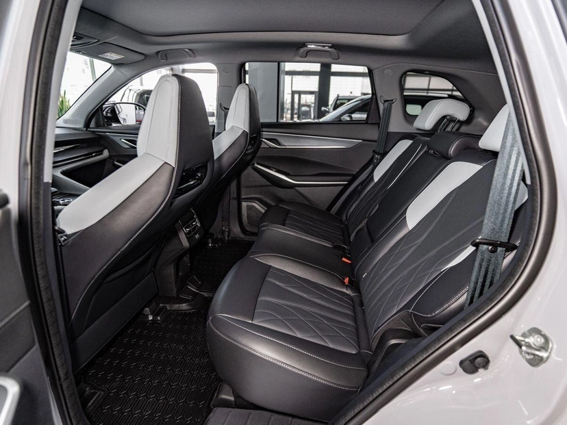 Автомобиль Changan CS75PLUS III поколение 1.5 AT (188 л.с.) Comfort Серый 2024 новый