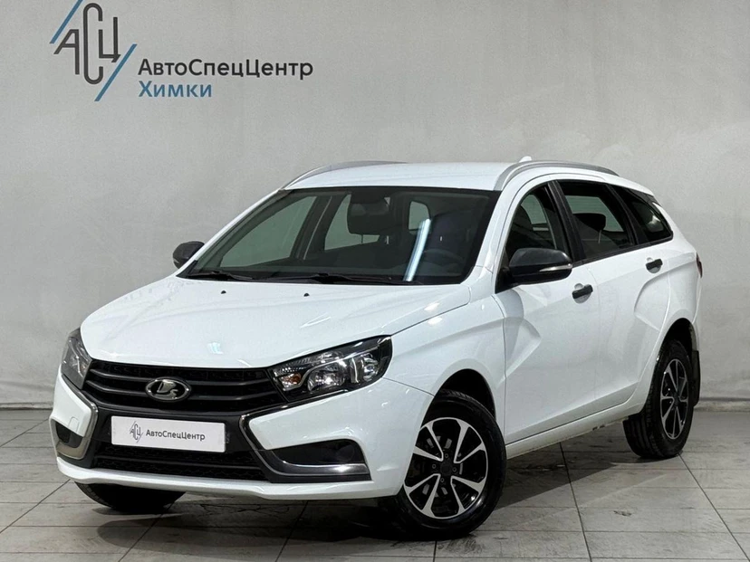 Lada (ВАЗ) Vesta I поколение 1.6 MT (106 л.с.) Classic Start Белый 2020 с пробегом 52 000 км