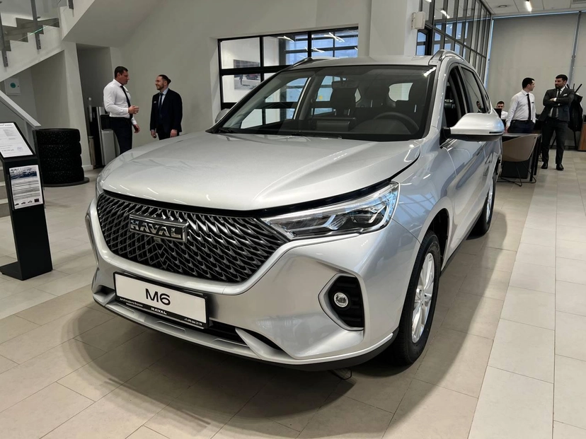Автомобиль Haval M6 II поколение 1.5 AMT (143 л.с.) Family Серый 2025 новый