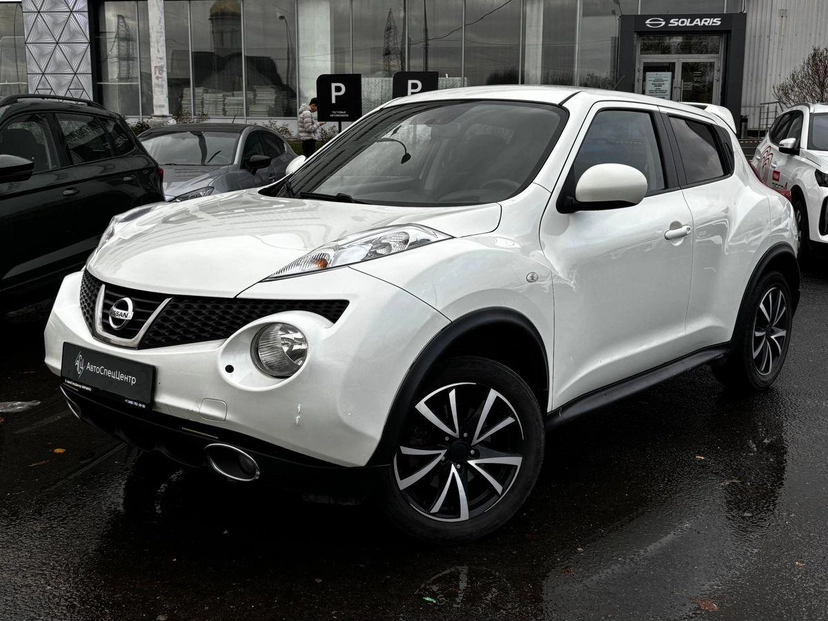 Автомобиль Nissan Juke I поколение (F15) 1.6 CVT 4WD (190 л.с.) SE+ Sport Белый 2011 с пробегом 148 000 км