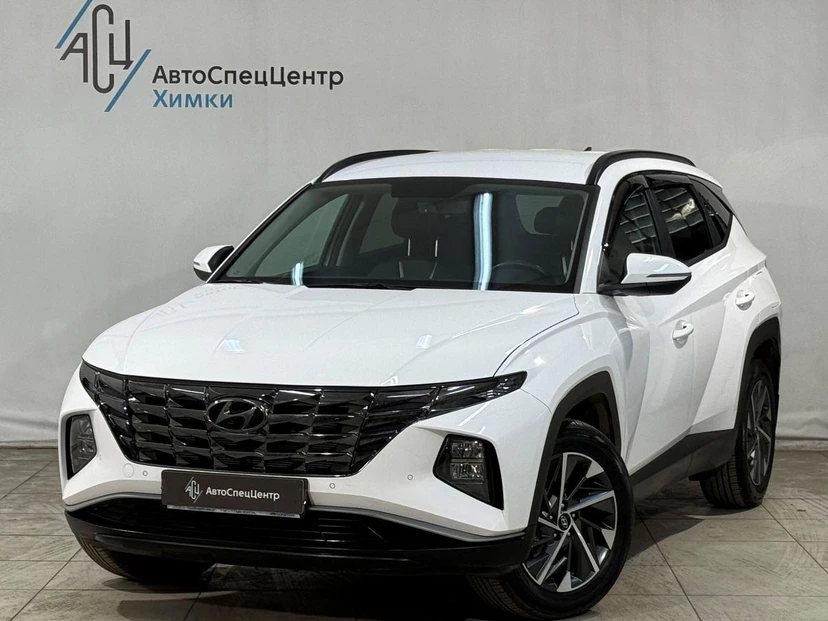 Автомобиль Hyundai Tucson IV поколение 2.0 AT 4WD (150 л.с.) High-Tech Белый 2024 с пробегом 41 000 км