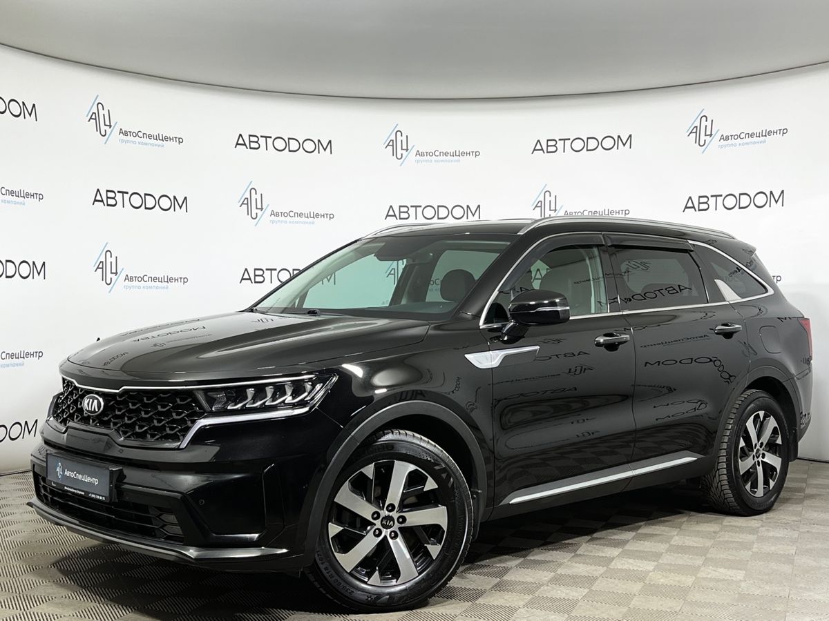 Автомобиль Kia Sorento IV поколение 2.5 AT 4WD (180 л.с.) Luxe (2020-2021) Чёрный 2021 с пробегом 108 776 км