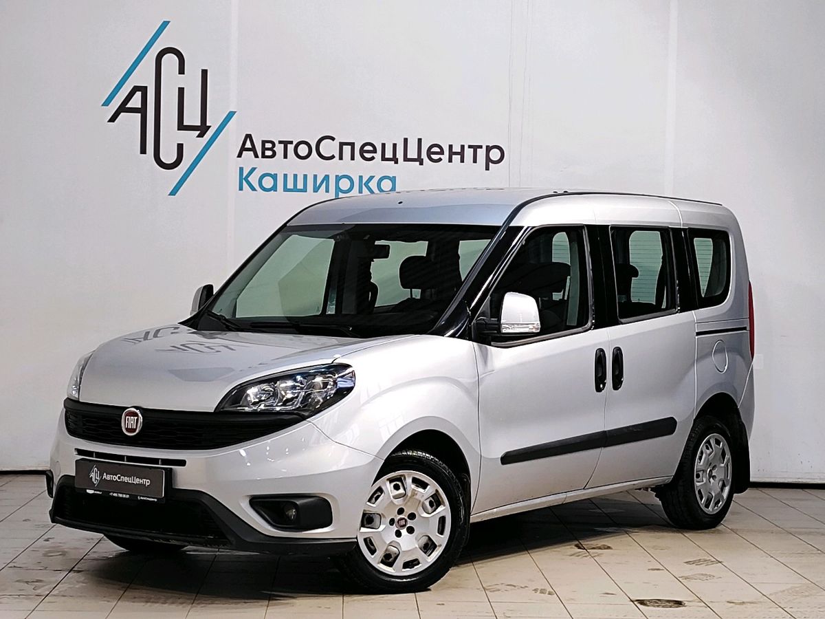 Автомобиль Fiat Doblo II [рестайлинг] 1.4 MT (95 л.с.) Panorama Серый 2019 с пробегом 77 383 км