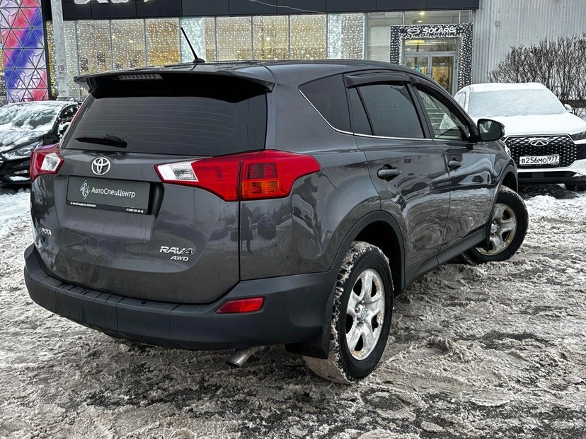 Автомобиль Toyota RAV4 IV поколение (XA40) 2.0 CVT 4WD (146 л.с.) Комфорт Плюс Серый 2013 с пробегом 210 000 км