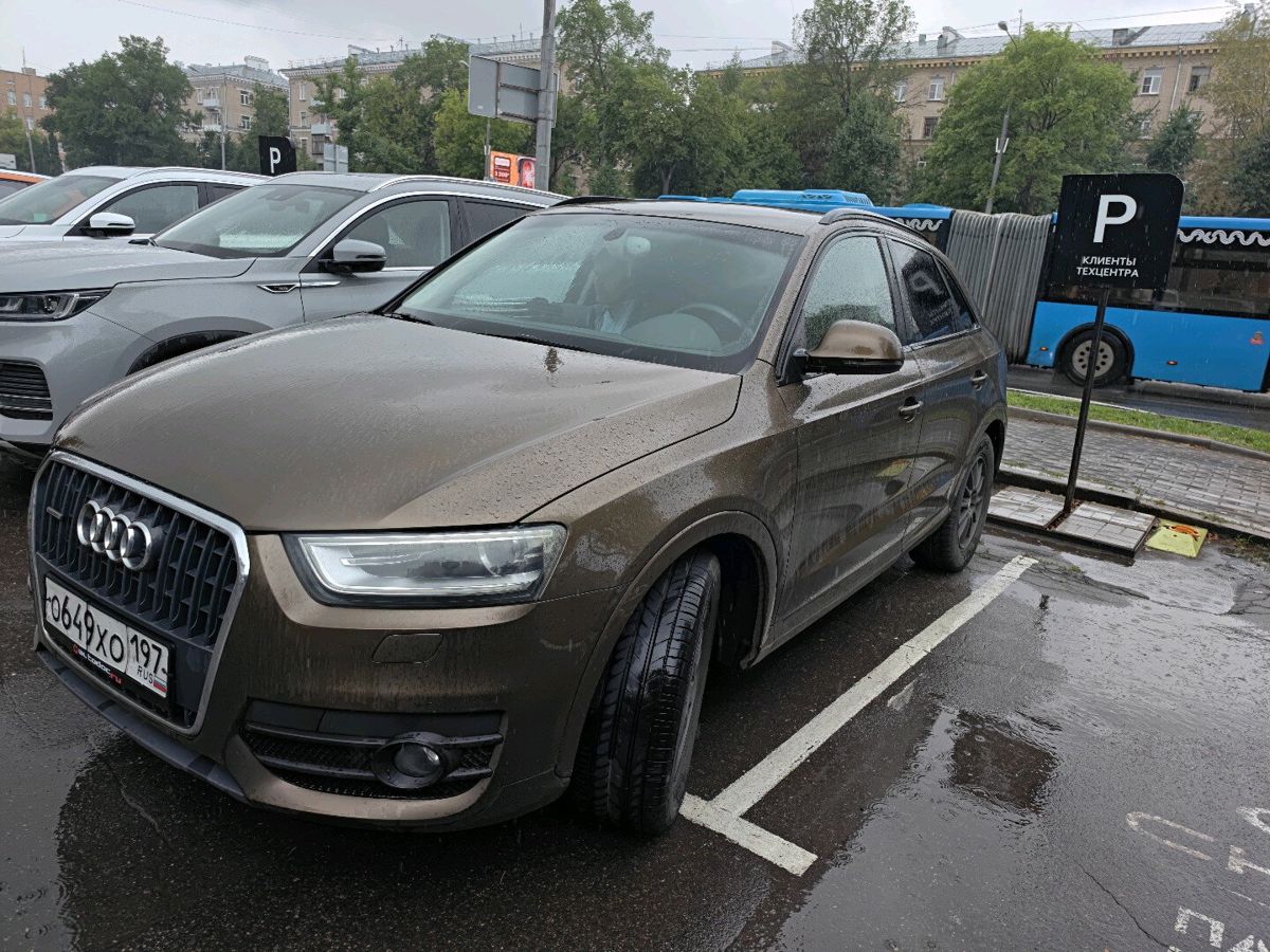 Audi Q3 I поколение (8U) 2.0 AMT 4WD (170 л.с.) Base Коричневый 2012 с пробегом 237 701 км