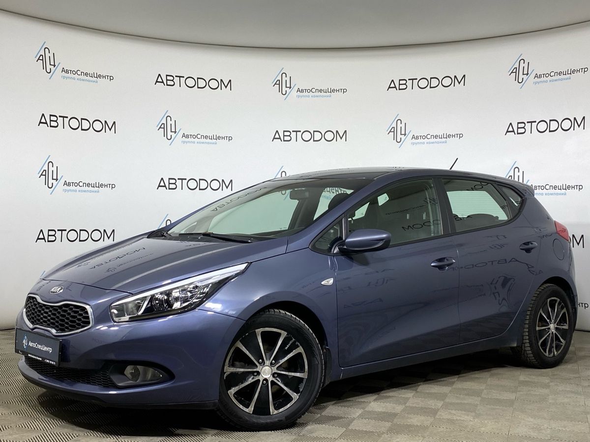 Автомобиль Kia Ceed II поколение 1.6 AT (129 л.с.) Comfort Синий 2012 с пробегом 212 000 км