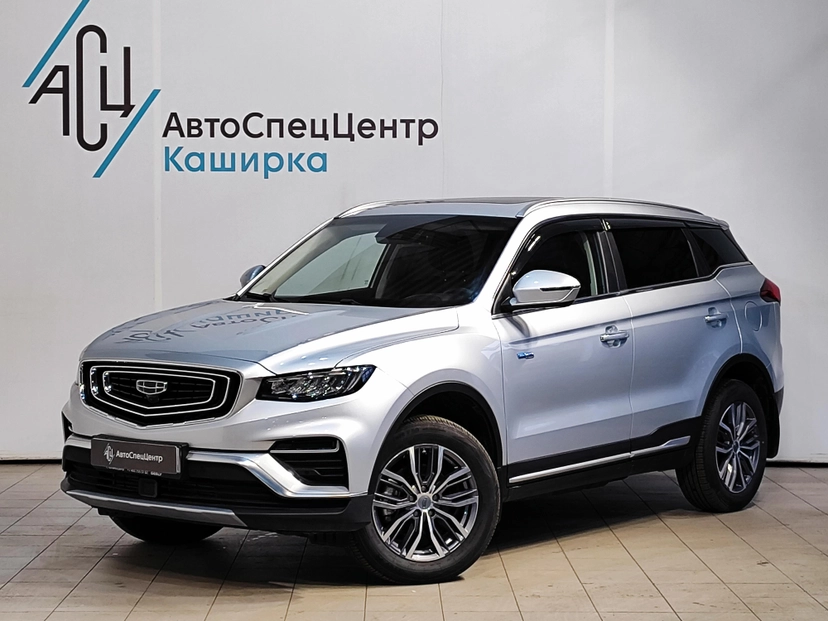Автомобиль Geely Atlas Pro I поколение 1.5 AMT 4WD (177 л.с.) Flagship+ Серебристый 2023 с пробегом 10 942 км