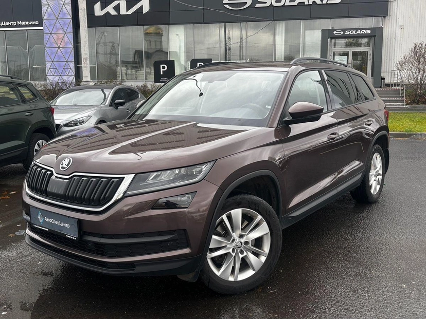 Автомобиль Skoda Kodiaq I поколение 2.0 AMT 4WD (180 л.с.) Ambition Plus Коричневый 2018 с пробегом 171 150 км