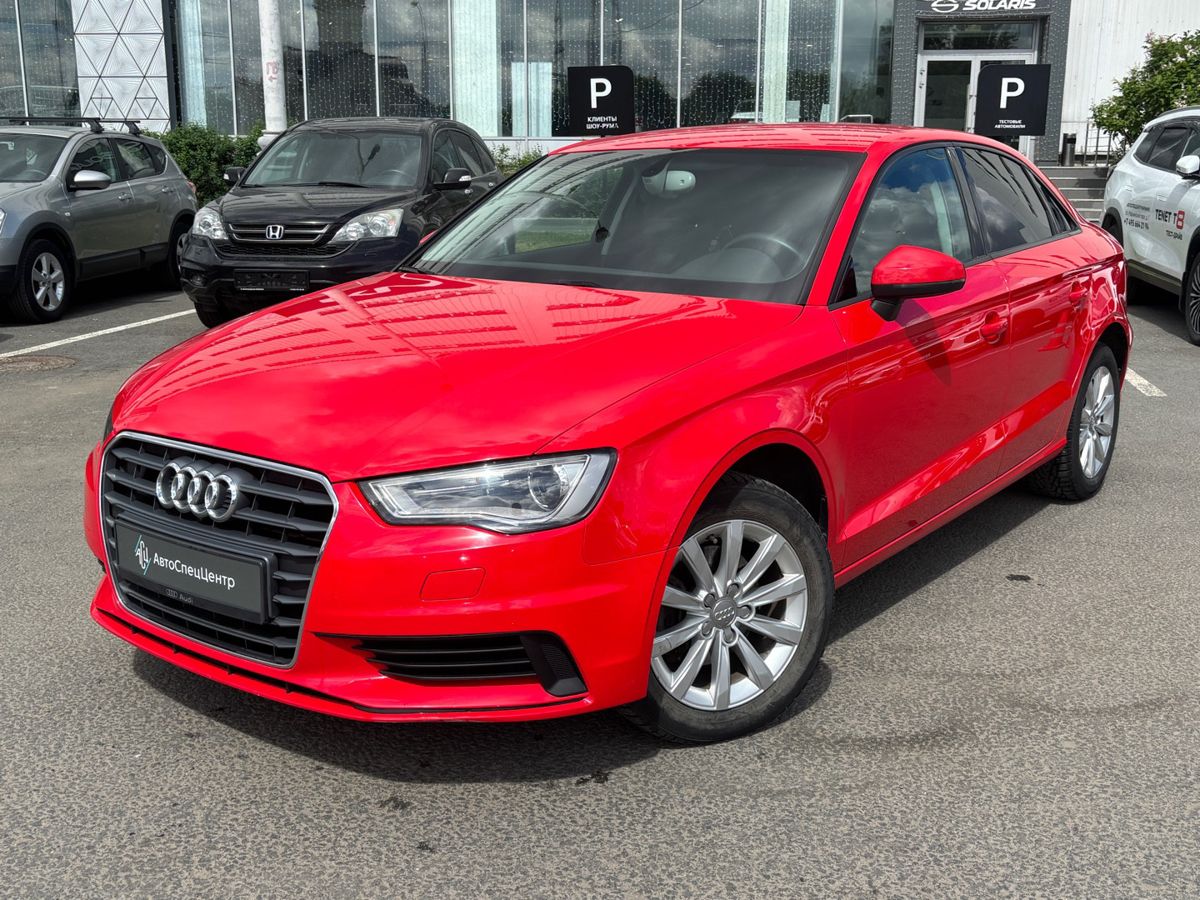 Audi A3 III поколение (8V) 1.4 AMT (125 л.с.) Ambition Красный 2015 с пробегом 84 000 км
