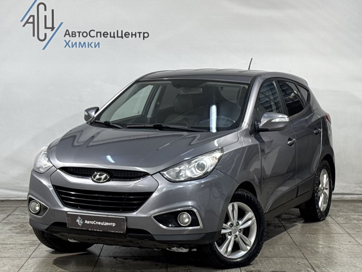 Автомобиль Hyundai ix35 I поколение 2.0 MT (150 л.с.) Classic Серый 2011 с пробегом 256 338 км