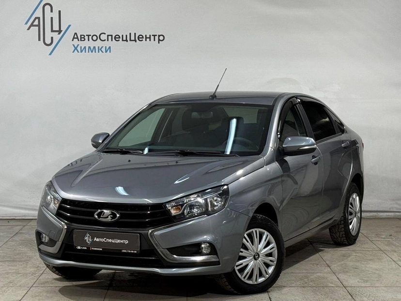 Автомобиль Lada (ВАЗ) Vesta I поколение 1.6 MT (106 л.с.) Luxe (2015-2016) Серый 2021 с пробегом 86 000 км