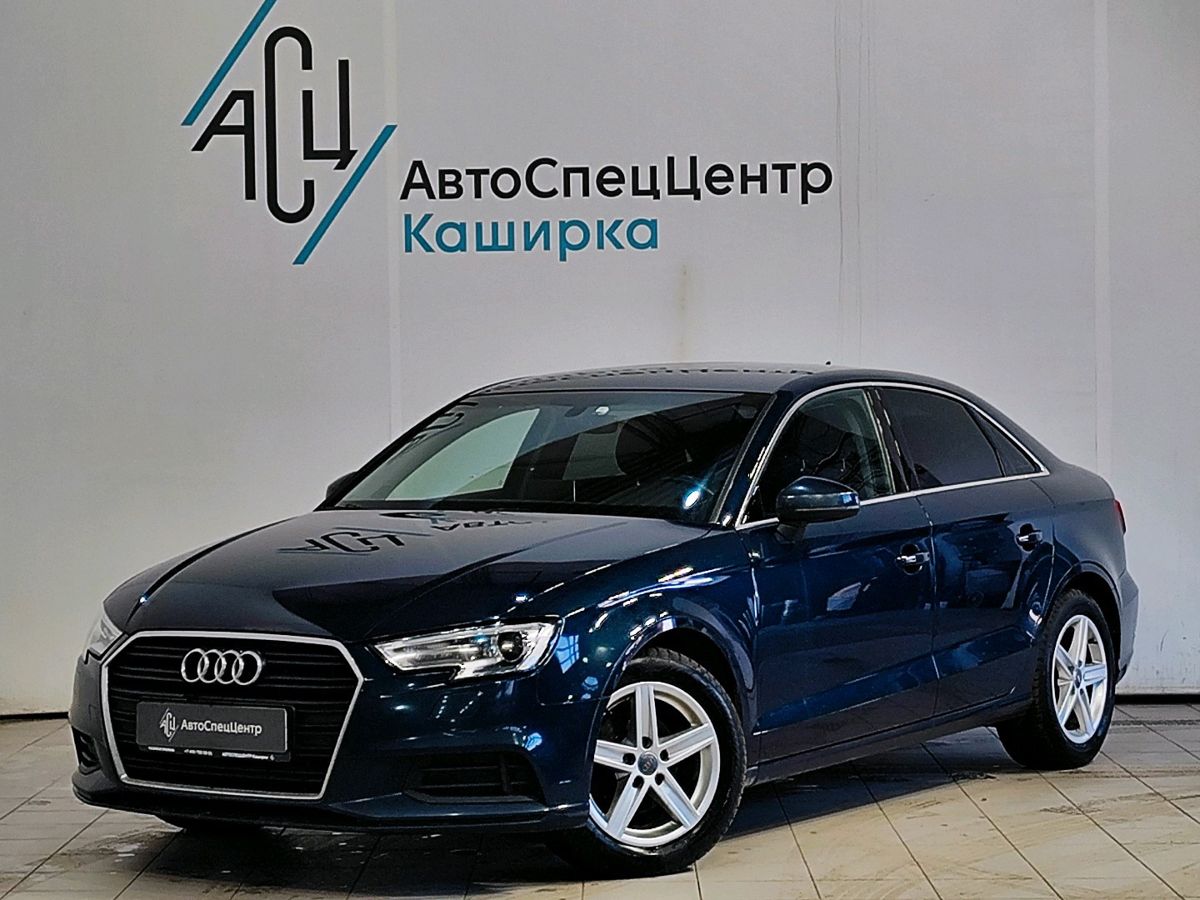 Автомобиль Audi A3 III (8V) [рестайлинг] 1.4 AMT (150 л.с.) Base Синий 2019 с пробегом 176 138 км